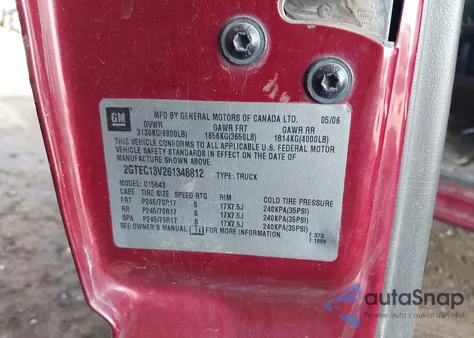 2006 GMC Sierra 1500 Sl z USA, uszkodzony, nr VIN 2GTEC13V261348812